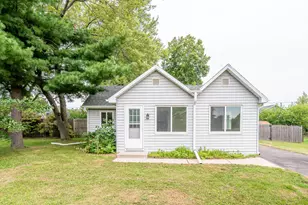 24824 69th St, Paddock Lake, WI 53168 - Photo 1