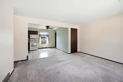 1367  Balsam Pl, West Bend, WI 53095 - Photo 6