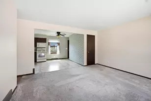 1367 Balsam Pl, West Bend, WI 53095 - Photo 6