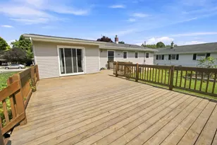 1367 Balsam Pl, West Bend, WI 53095 - Photo 32