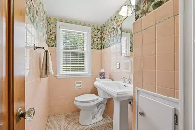 7620 W Drexel Ave, Franklin, WI 53132 - Photo 12
