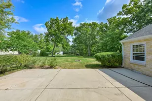 7620 W Drexel Ave, Franklin, WI 53132 - Photo 40