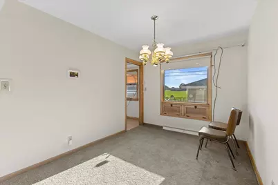 5516 N 103rd St, Milwaukee, WI 53225 - Photo 6