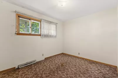 5516 N 103rd St, Milwaukee, WI 53225 - Photo 14