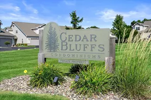 572 Cedar Bluffs Way, Slinger, WI 53086 - Photo 2