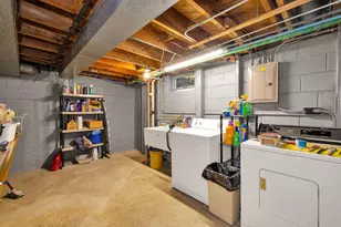4537 N 101st St, Wauwatosa, WI 53225 - Photo 20