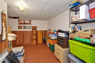 4537 N 101st St, Wauwatosa, WI 53225 - Photo 18