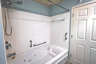 360 W Washington Ave, Madison, WI 53703 - Photo 18