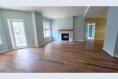 360 W Washington Ave, Madison, WI 53703 - Photo 10