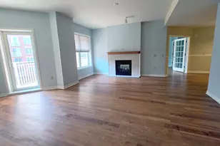 360 W Washington Ave, Madison, WI 53703 - Photo 10