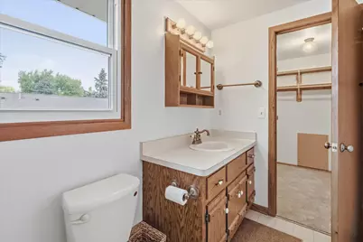 540 W Norport Dr, Port Washington, WI 53074 - Photo 20