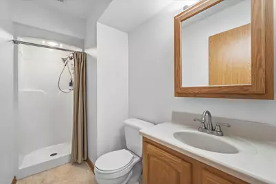 540 W Norport Dr, Port Washington, WI 53074 - Photo 14
