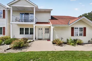 677 Wood River Ct, West Bend, WI 53095 - Photo 1