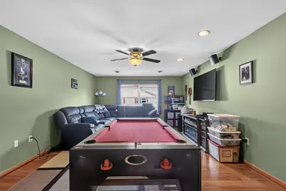 677  Wood River Ct #3, West Bend, WI 53095 - Photo 4