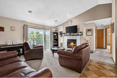 677  Wood River Ct #3, West Bend, WI 53095 - Photo 8
