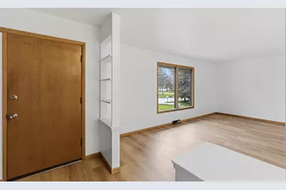 5314 W Nokomis Rd, Brown Deer, WI 53223 - Photo 2