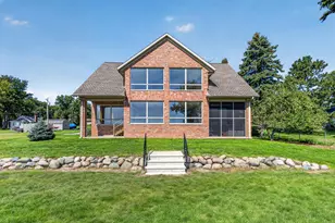 N1574 Joyce Rd, Fort Atkinson, WI 53538 - Photo 2