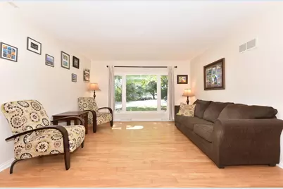 2805 S 83rd St, West Allis, WI 53219 - Photo 18