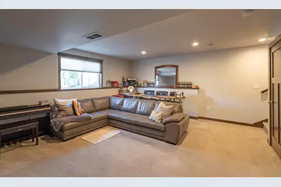 1901  Prairie Pl, Holmen, WI 54636 - Photo 24