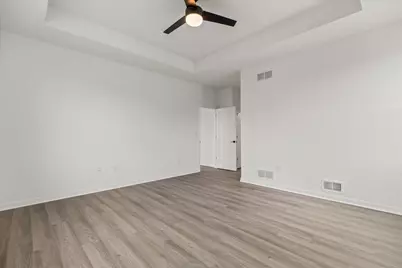 1746  Whalen Dr, Oconomowoc, WI 53066 - Photo 12