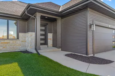 1283  Wild Rye Ln, Oconomowoc, WI 53066 - Photo 2