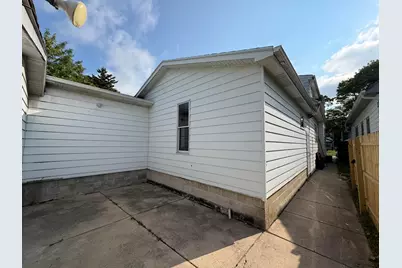 4621 N 30th St, Milwaukee, WI 53209 - Photo 4