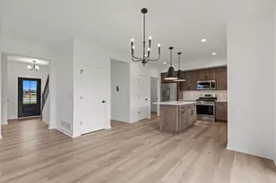 1733 Hammock Ln, Oconomowoc, WI 53066 - Photo 10