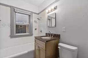 2031 W Pierce St, Milwaukee, WI 53204 - Photo 8