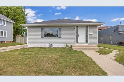 2011 S 16th St, Sheboygan, WI 53081 - Photo 1
