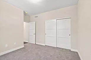 255 Aerie Cir, Brookfield, WI 53045 - Photo 32
