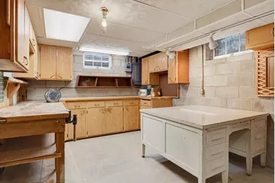 542 E Van Beck Ave, Milwaukee, WI 53207 - Photo 28