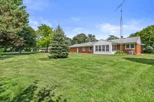 3628 Country Ln, Racine, WI 53405 - Photo 36