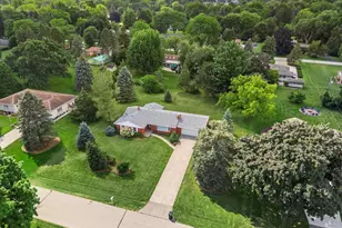 3628 Country Ln, Racine, WI 53405 - Photo 40