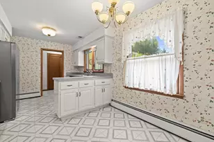 3628 Country Ln, Racine, WI 53405 - Photo 12