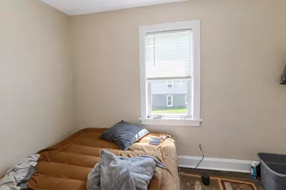 1953 S 5th Pl, Milwaukee, WI 53204 - Photo 10