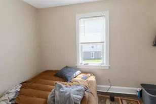 1953 S 5th Pl, Milwaukee, WI 53204 - Photo 10