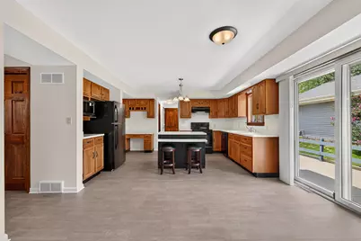 3110  Sherman Ct, South Milwaukee, WI 53172 - Photo 10
