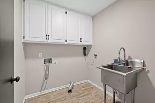 7201 Longmeadow Rd, Madison, WI 53717 - Photo 30