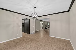 7201 Longmeadow Rd, Madison, WI 53717 - Photo 16