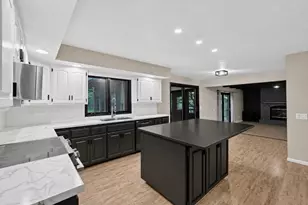 7201 Longmeadow Rd, Madison, WI 53717 - Photo 8