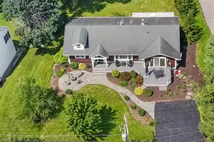 962 Shabbona Dr, Fontana, WI 53125 - Photo 26