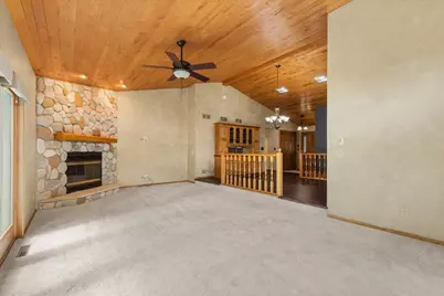 1222  Hidden Fields Dr, West Bend, WI 53095 - Photo 12