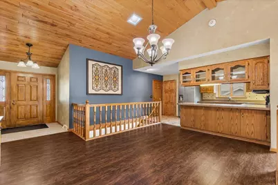 1222  Hidden Fields Dr, West Bend, WI 53095 - Photo 6