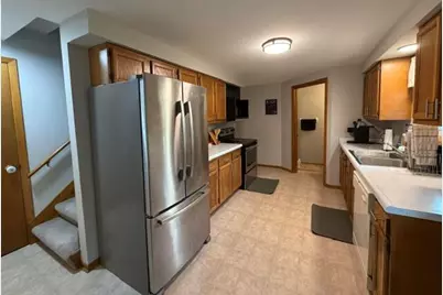 885 S Imperial Dr #889, Hartland, WI 53029 - Photo 14
