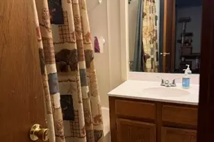 885 S Imperial Dr, Hartland, WI 53029 - Photo 22