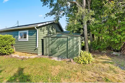 1621  Johnston Dr, Manitowoc, WI 54220 - Photo 42