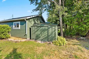 1621 Johnston Dr, Manitowoc, WI 54220 - Photo 42