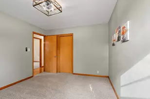 1621 Johnston Dr, Manitowoc, WI 54220 - Photo 20