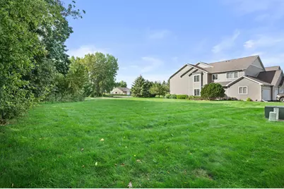 758  Bridlewood Dr #H, Hartford, WI 53027 - Photo 24