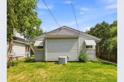 4913 N Navajo Ave, Glendale, WI 53217 - Photo 36